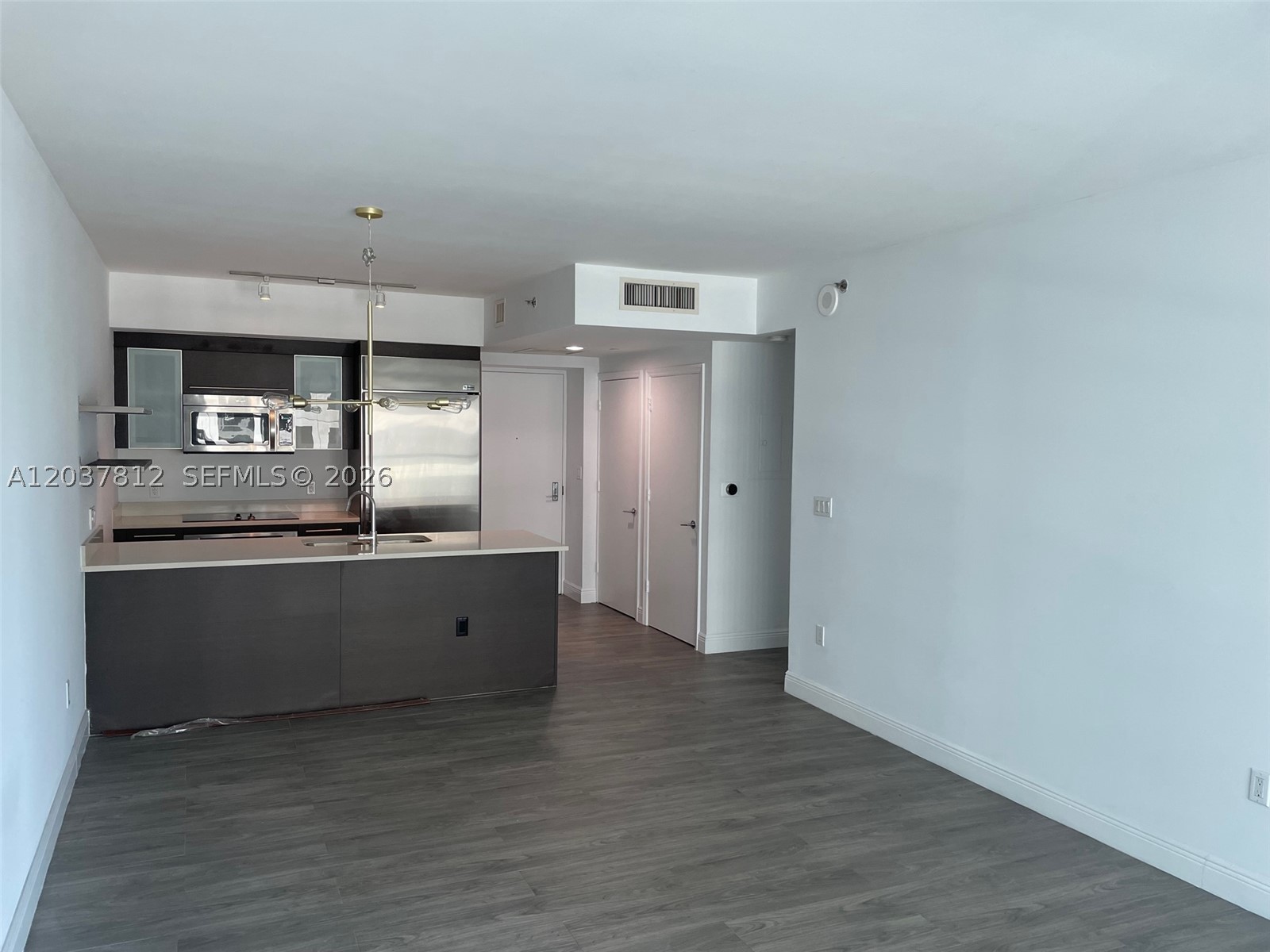 image 500 Brickell East17
