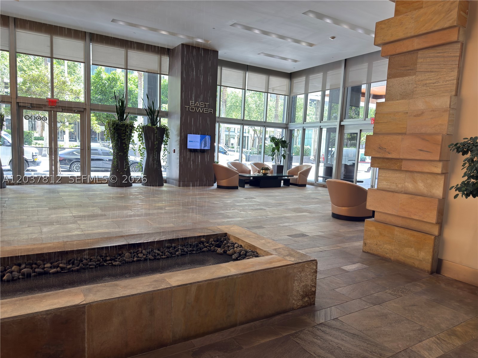 image 500 Brickell East28