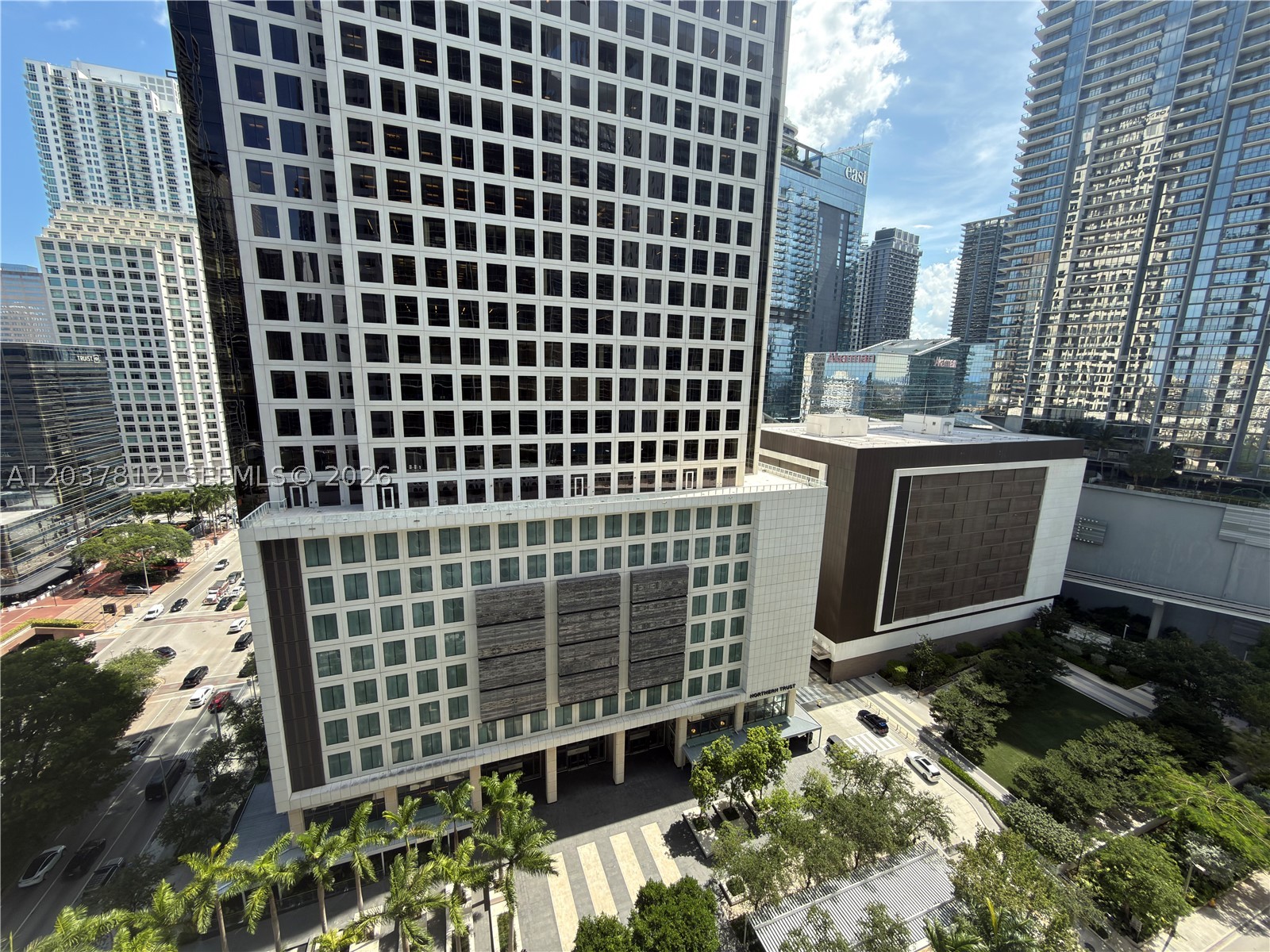 image 500 Brickell East34