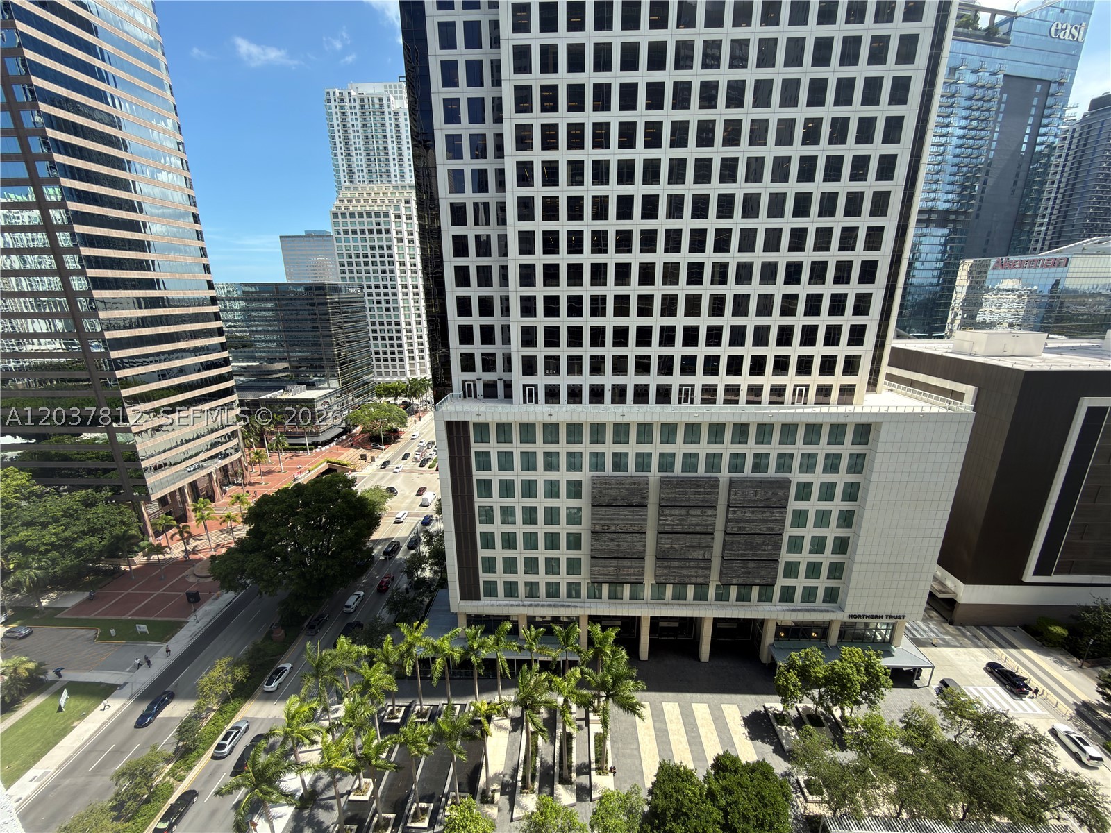 image 500 Brickell East35