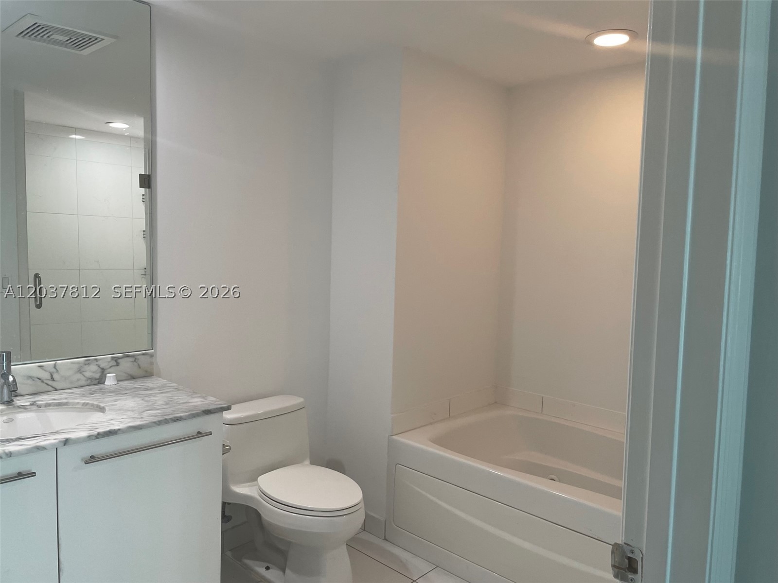 image 500 Brickell East5