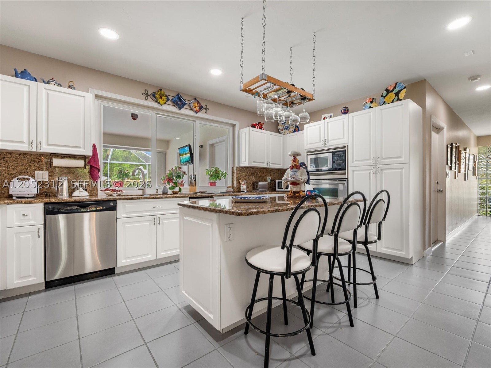 10321 SW 89th Ave Miami, FL 33176