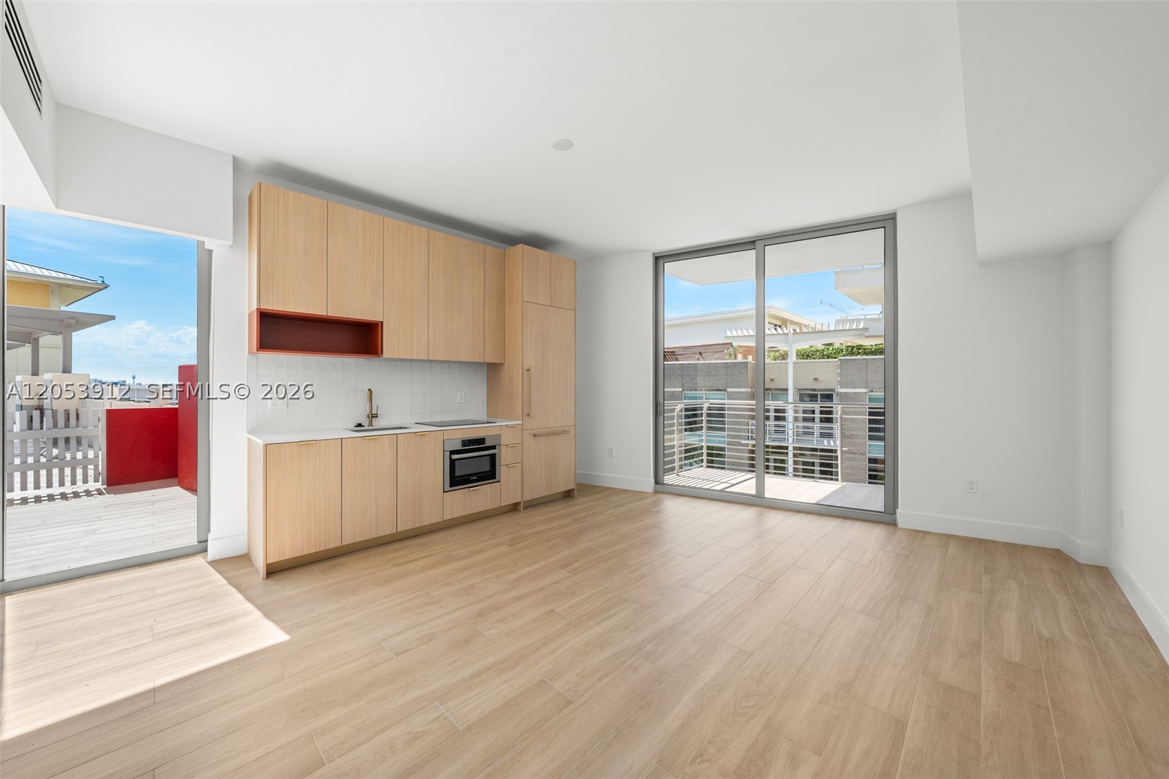 image The Standard Residences Midtown Miami16