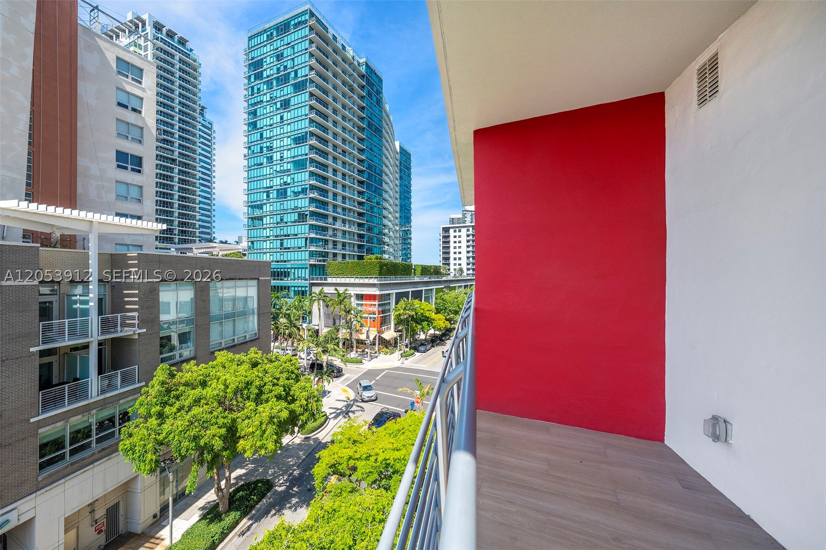 image The Standard Residences Midtown Miami17