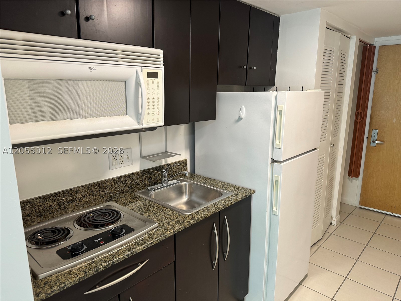 1200 Brickell Bay Dr #2310 Miami, FL 33131