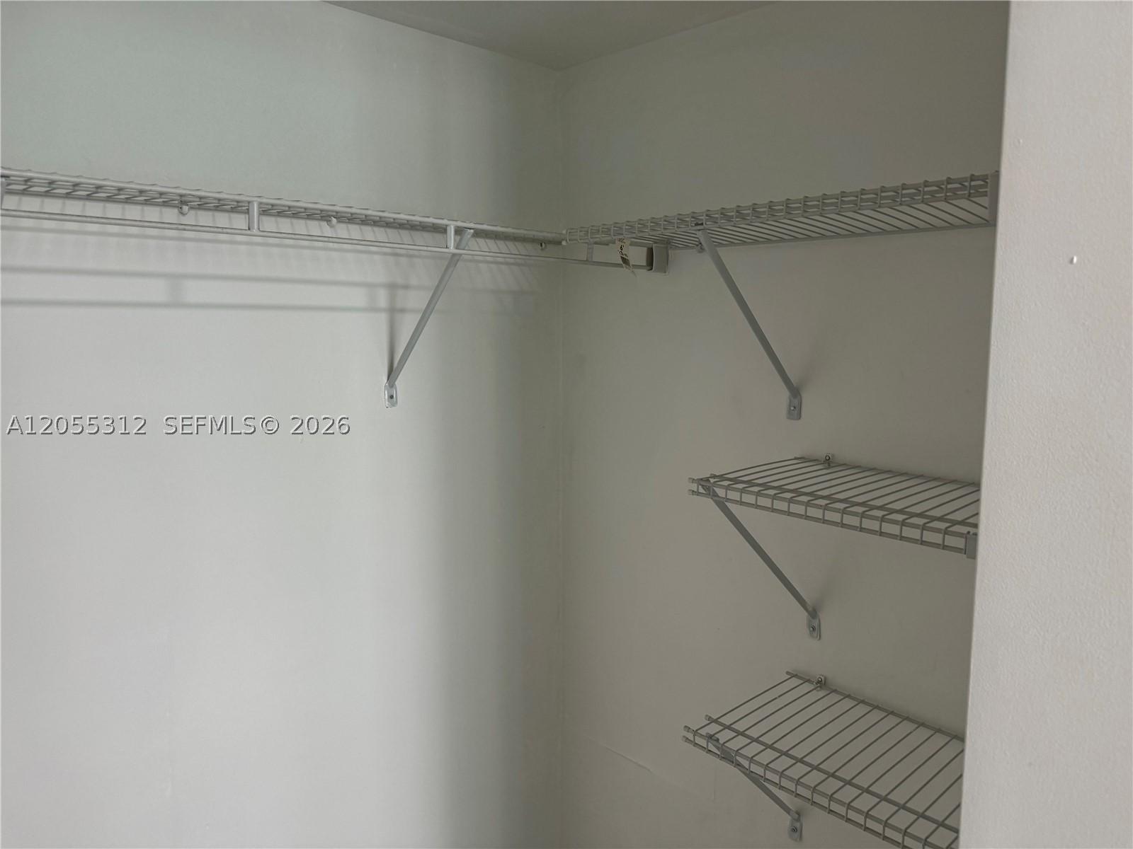 1200 Brickell Bay Dr #2310 Miami, FL 33131
