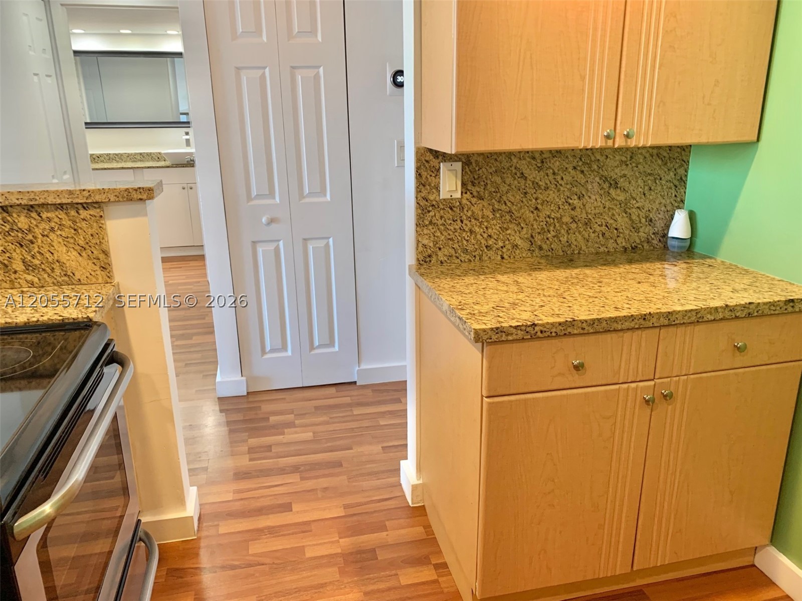 image Arlen House East13
