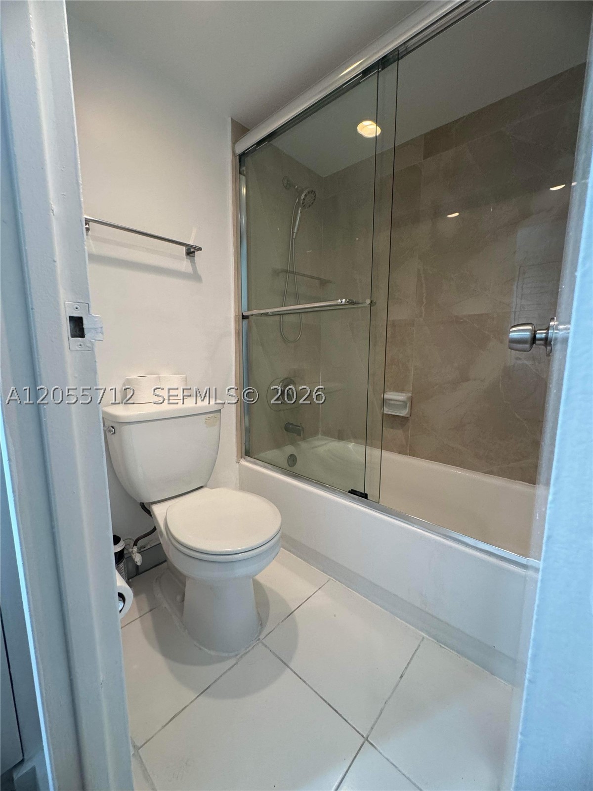 image Arlen House East20