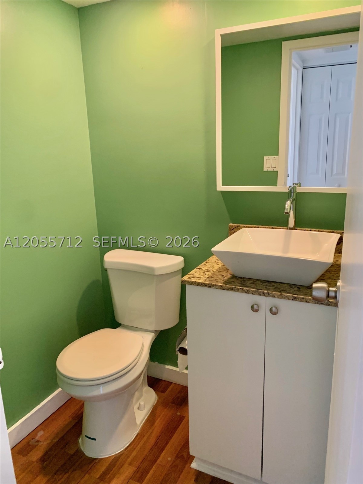 image Arlen House East22