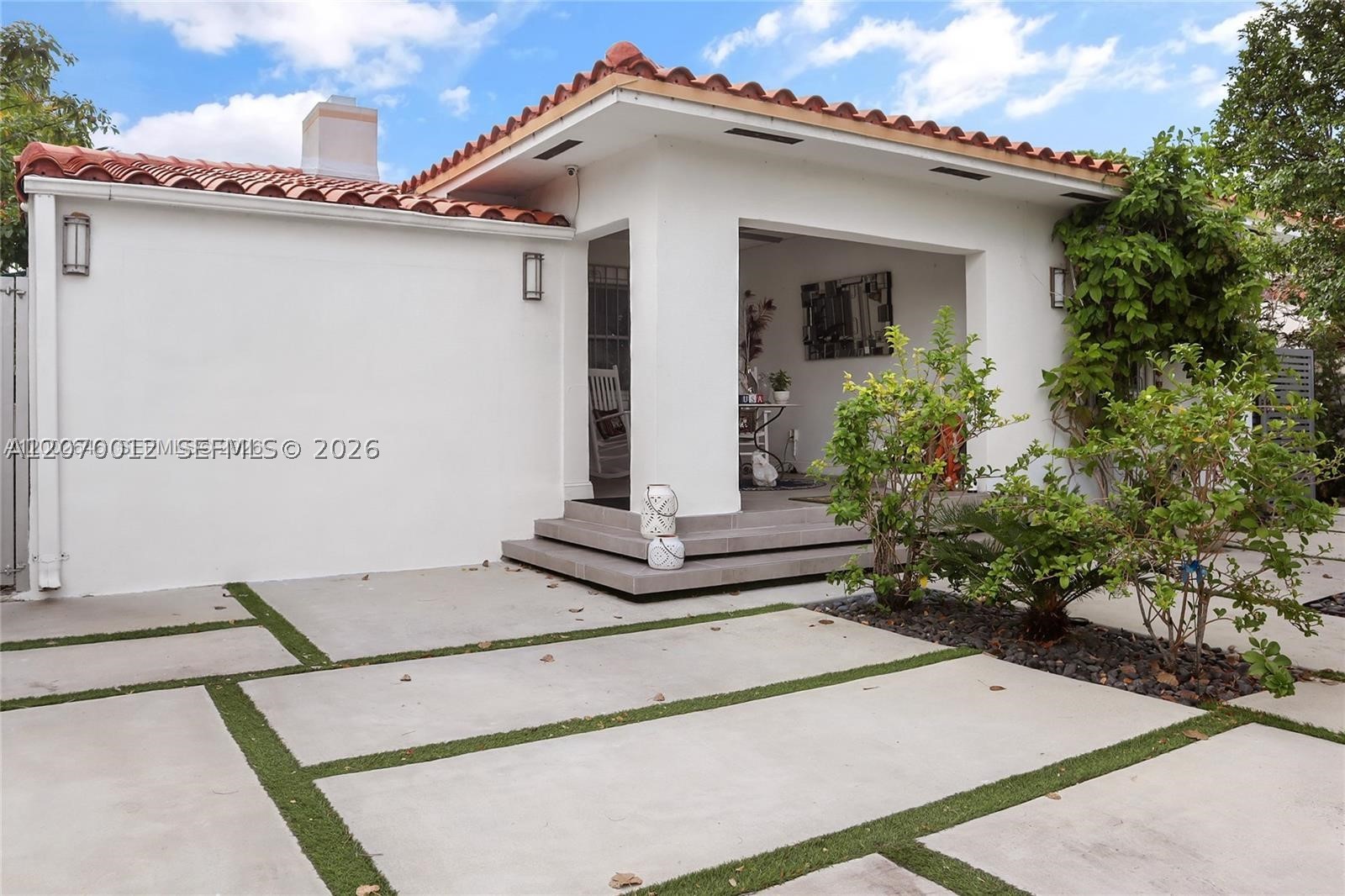 619 SW 39th Ave