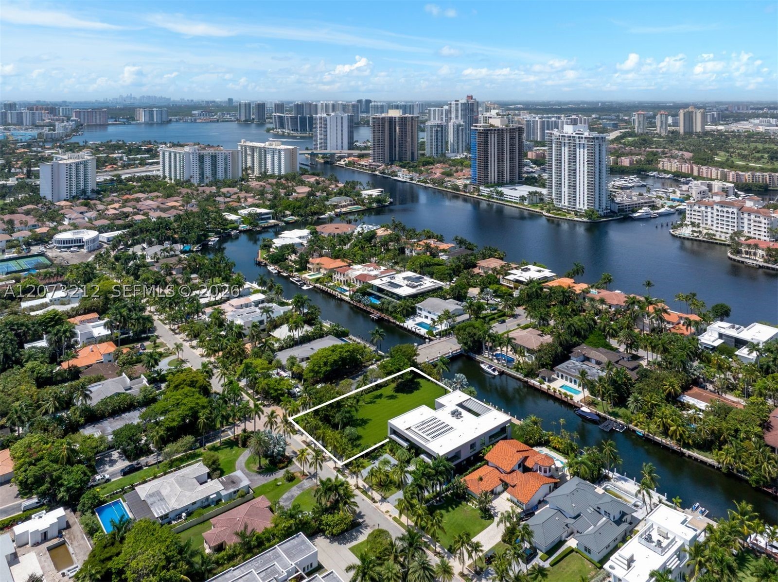 200 Golden Bch Dr Golden Beach, FL 33160