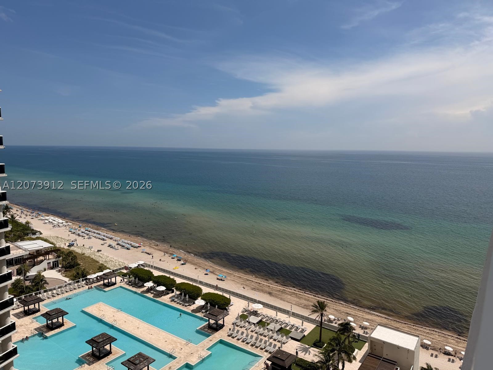 image Beach Club 21