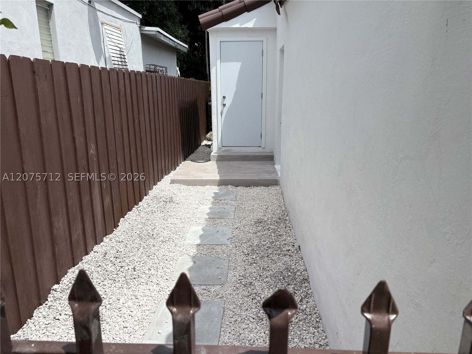 4291 SW 14th St Miami, FL 33134