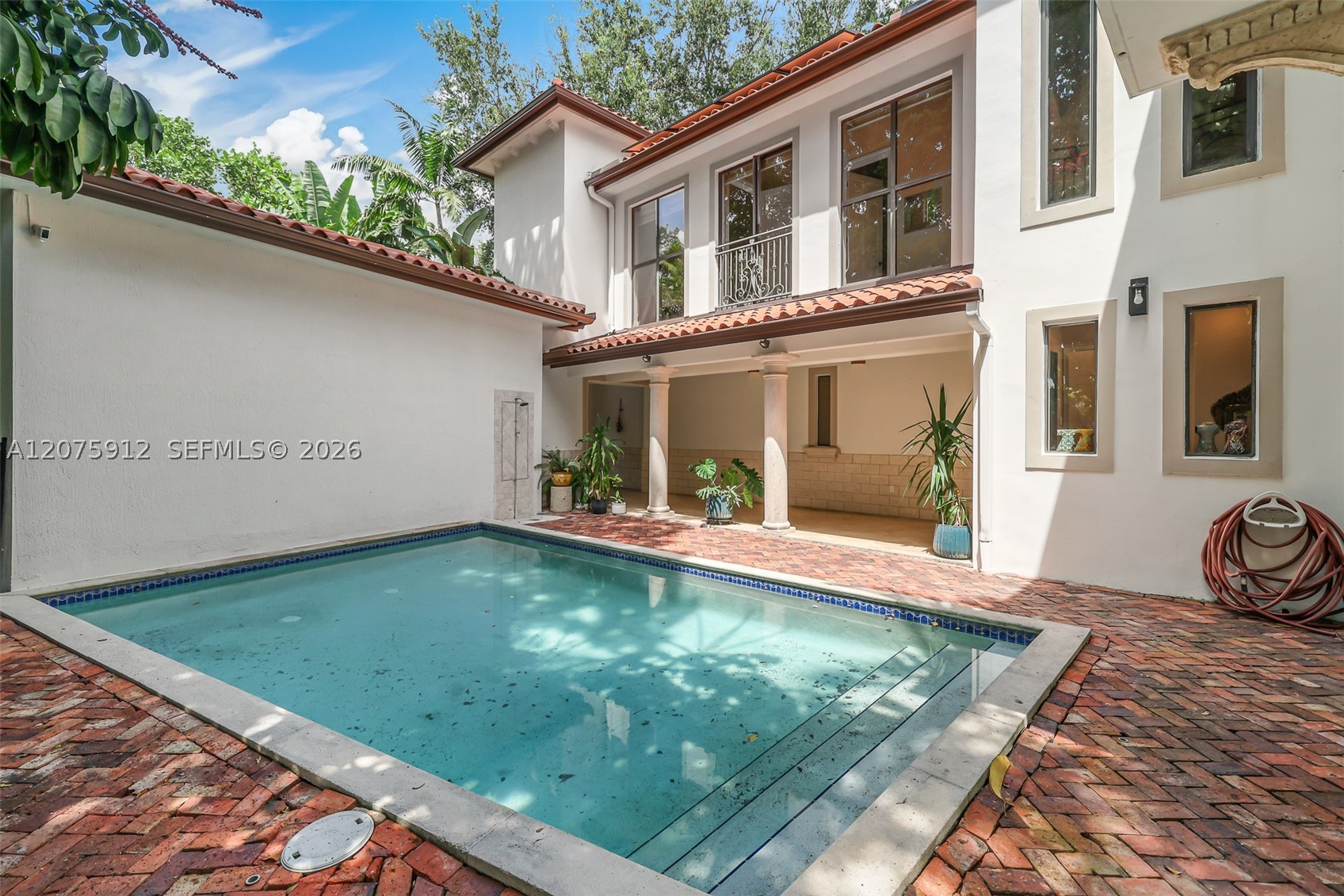 6550 SW 75th Ter South Miami, FL 33143
