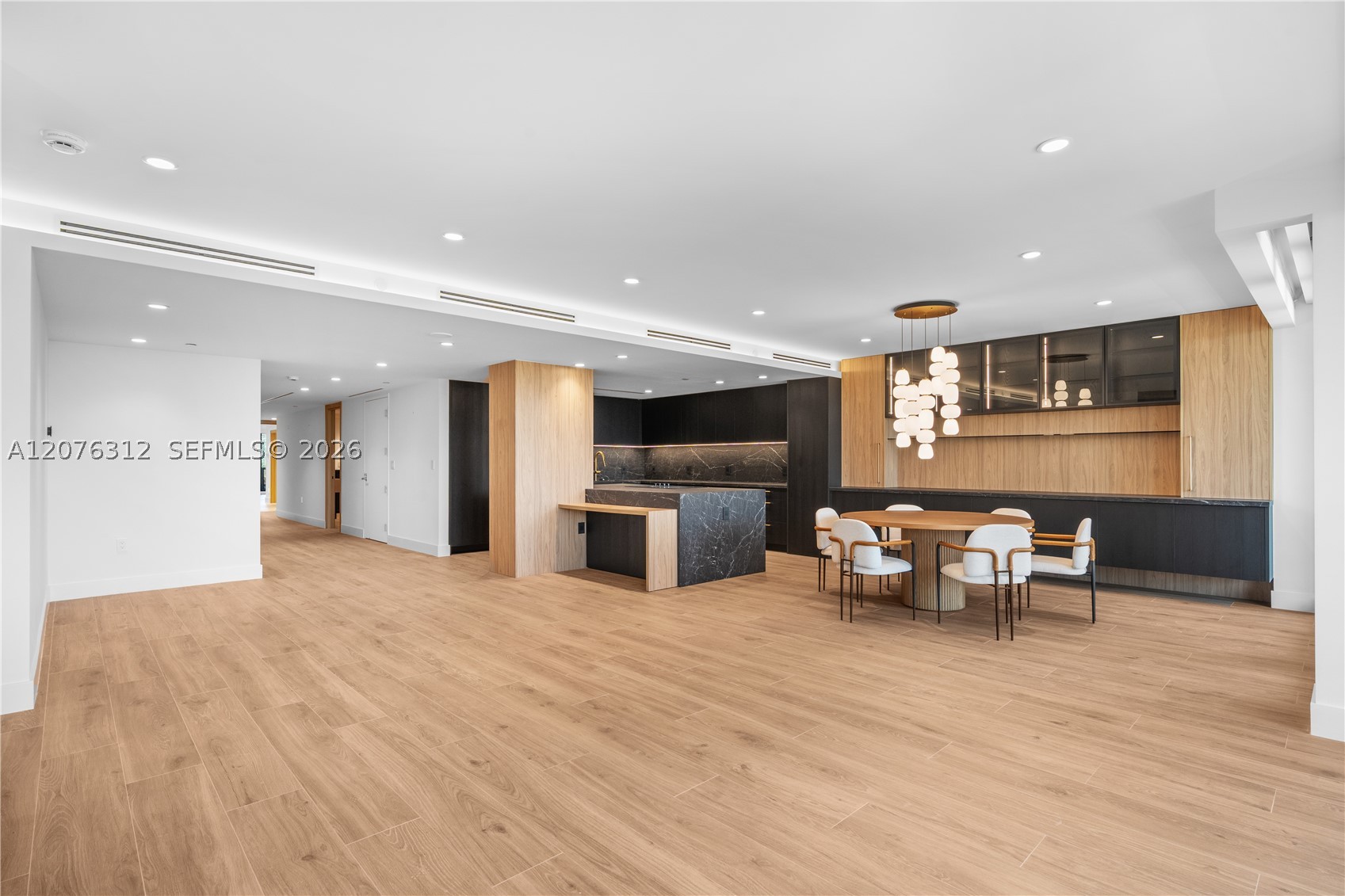 9999 Collins Ave #3F Bal Harbour, FL 33154