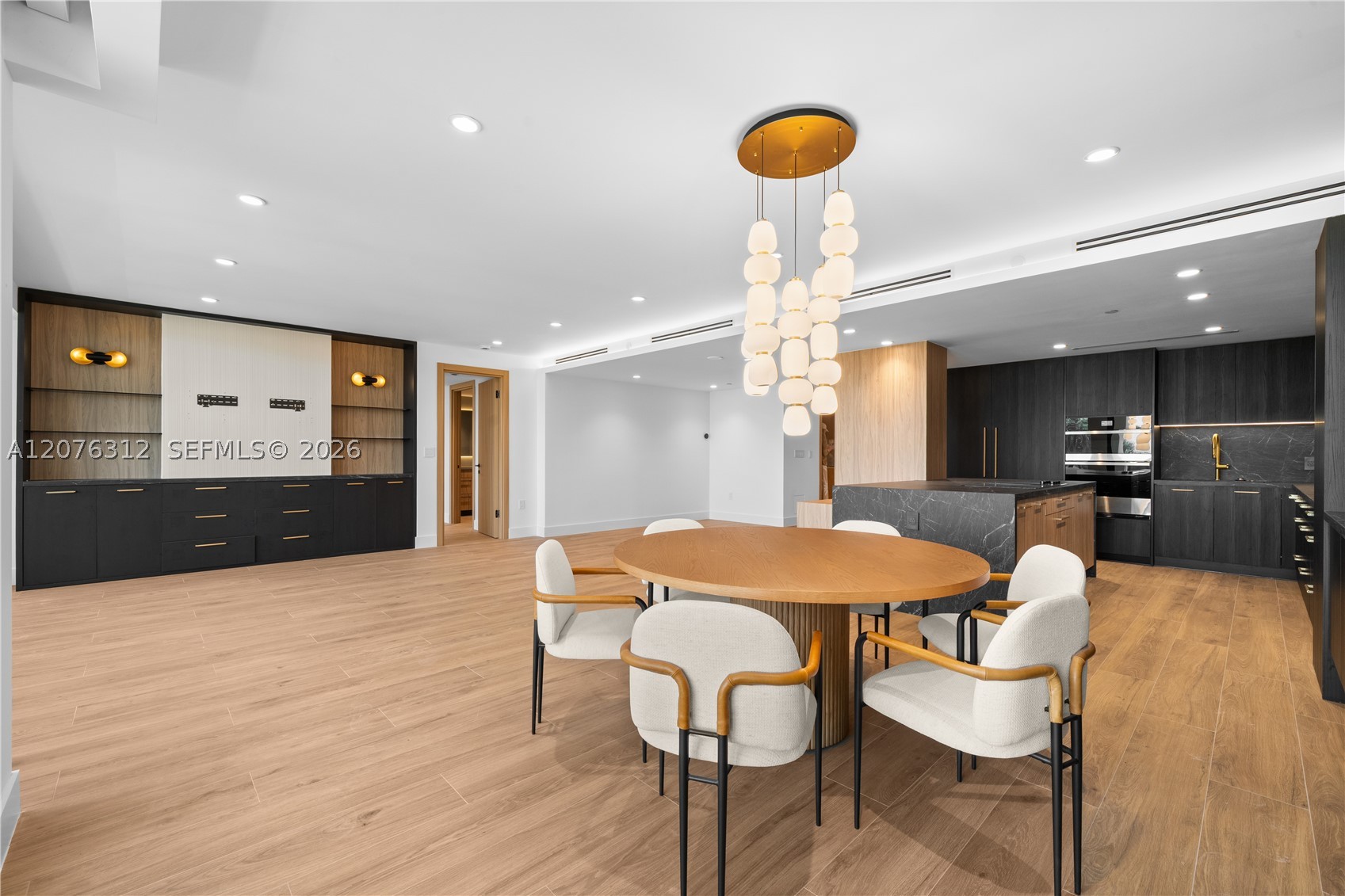 9999 Collins Ave #3F Bal Harbour, FL 33154
