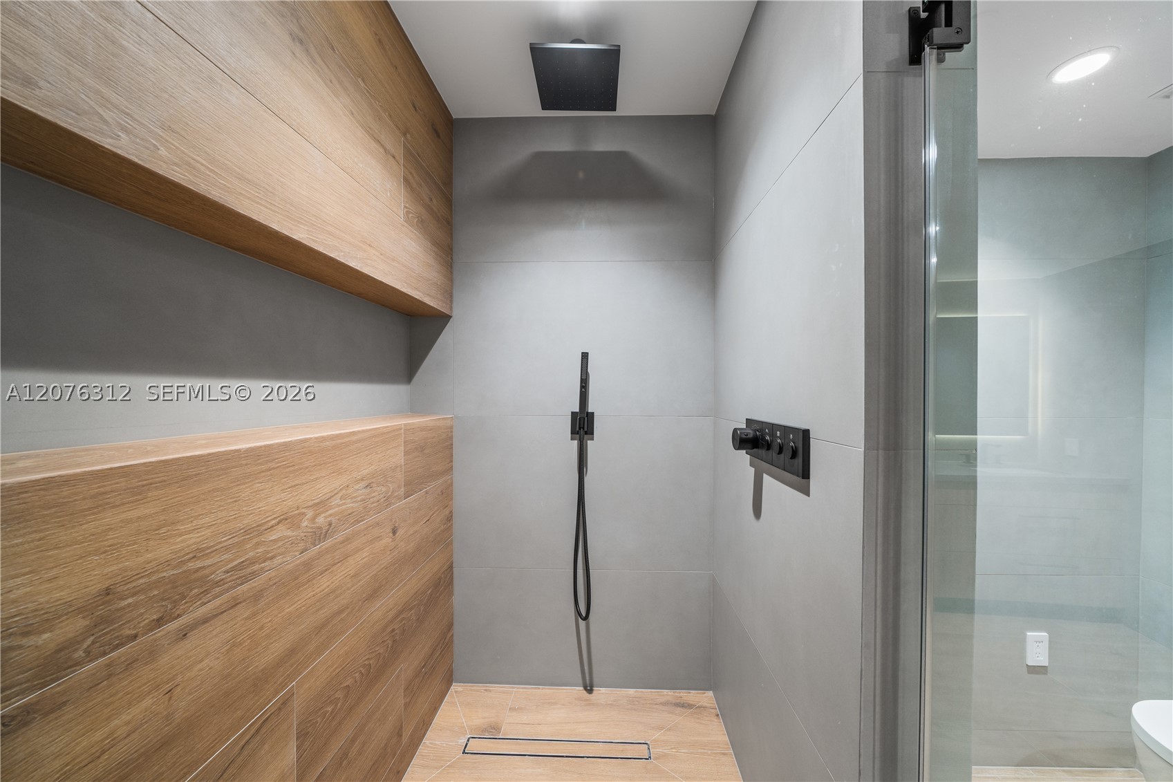 9999 Collins Ave #3F Bal Harbour, FL 33154
