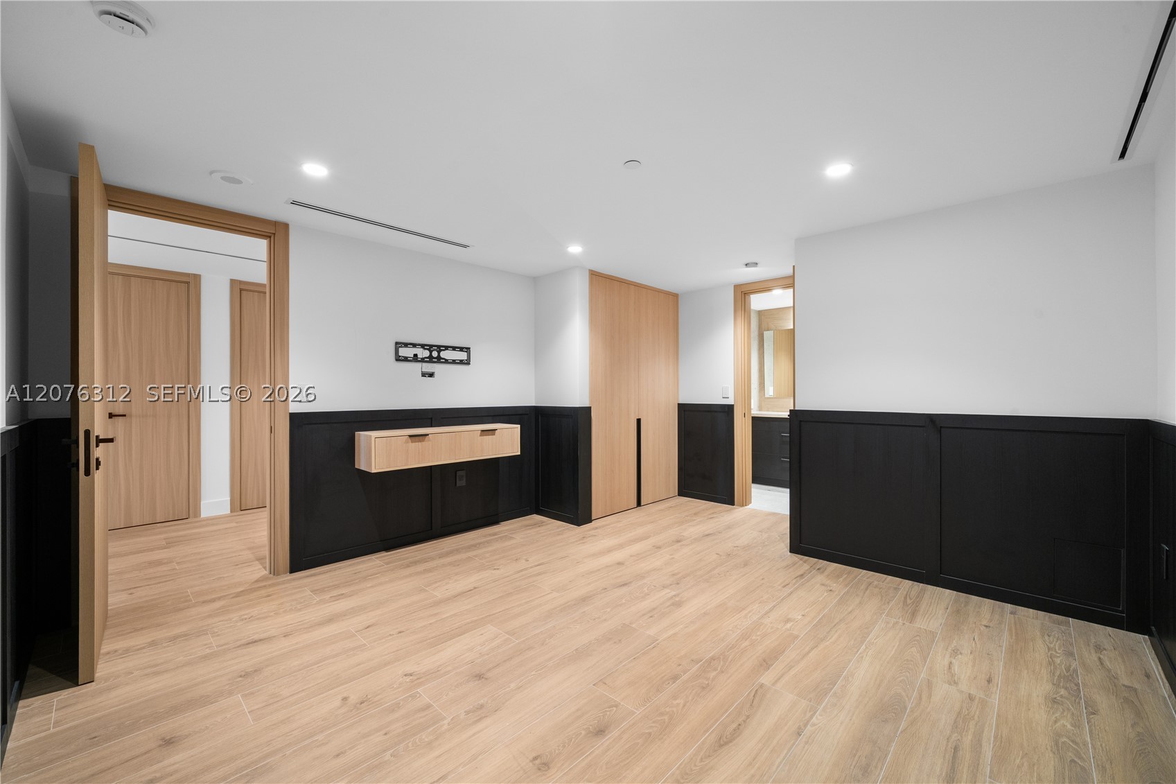 9999 Collins Ave #3F Bal Harbour, FL 33154