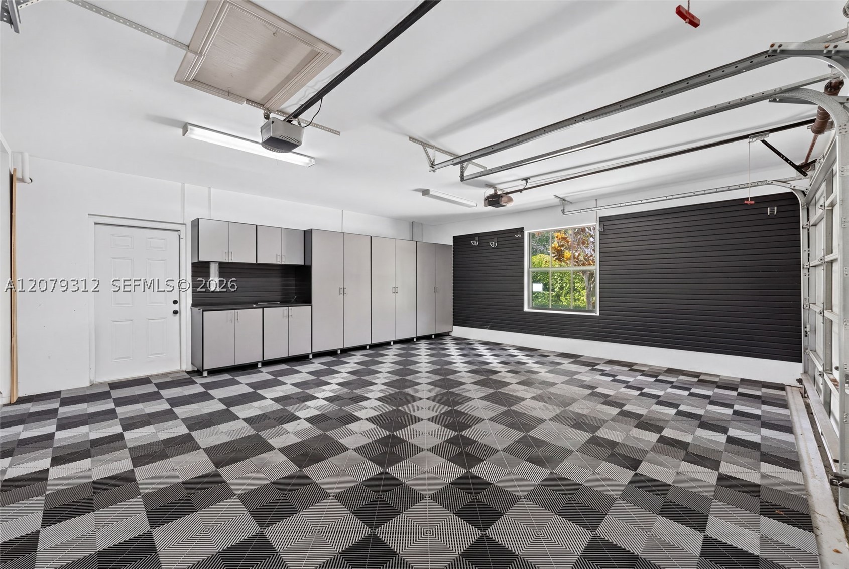 7641 SW 59th Ct South Miami, FL 33143