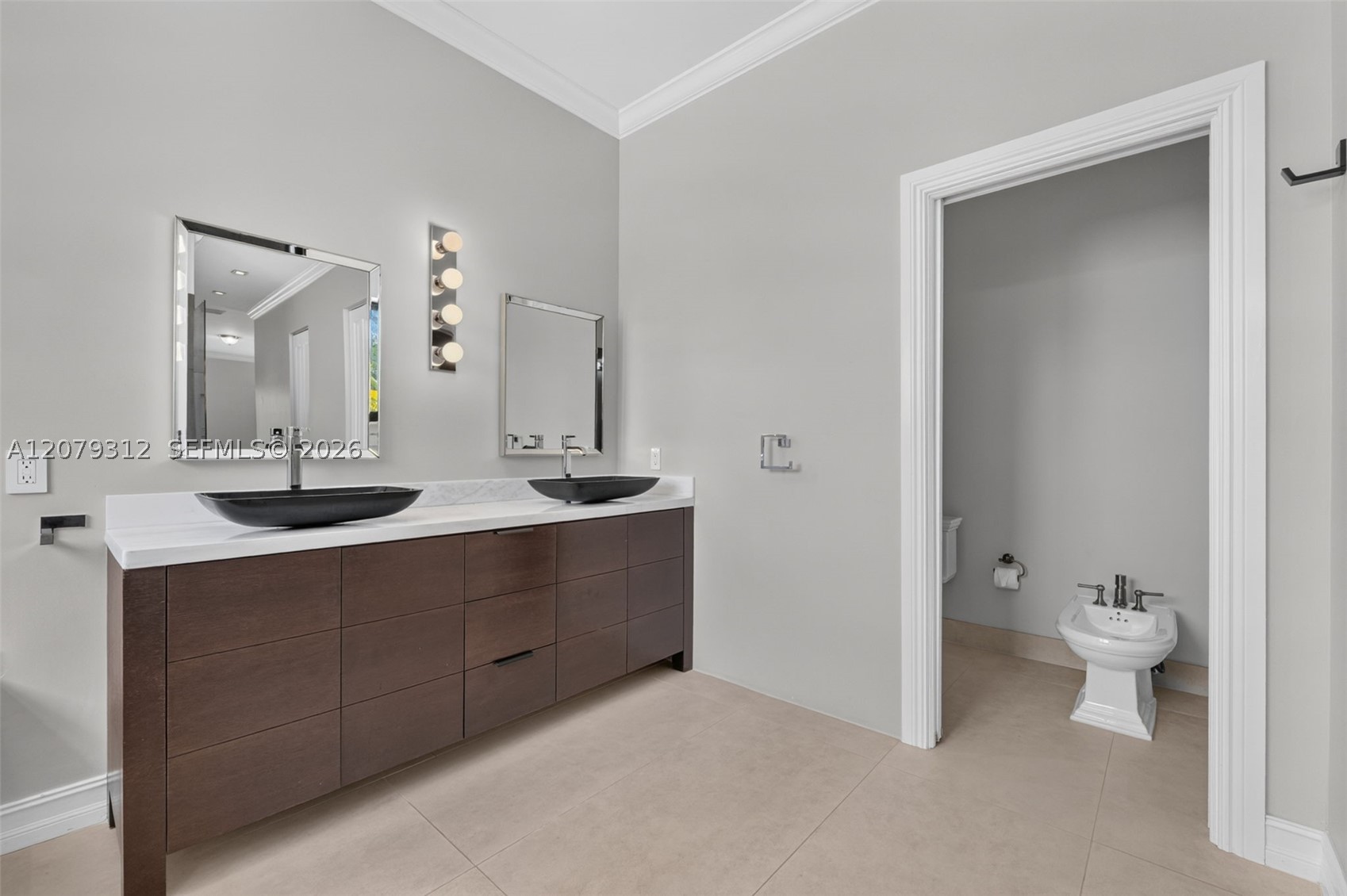 7641 SW 59th Ct South Miami, FL 33143