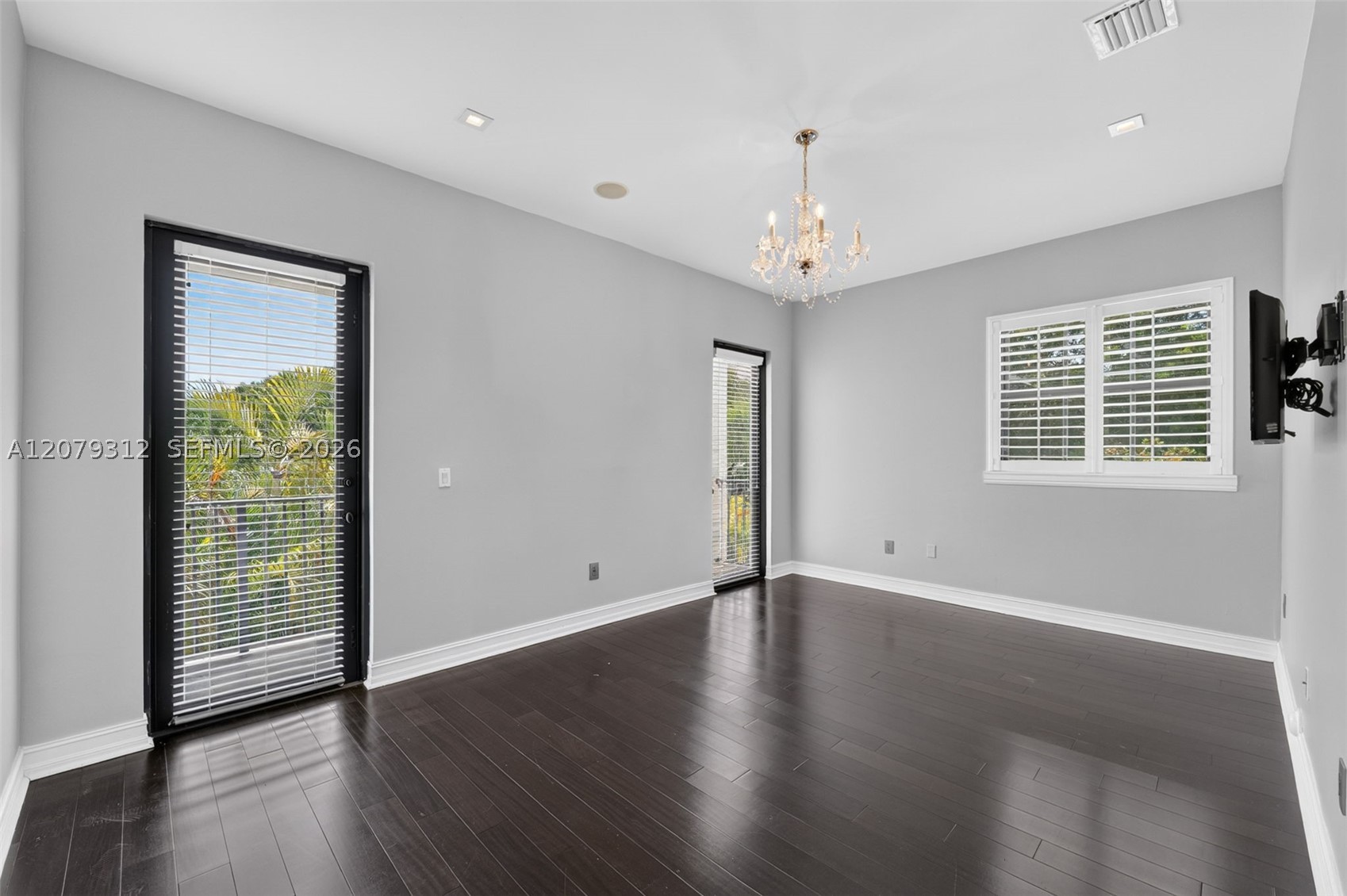 7641 SW 59th Ct South Miami, FL 33143