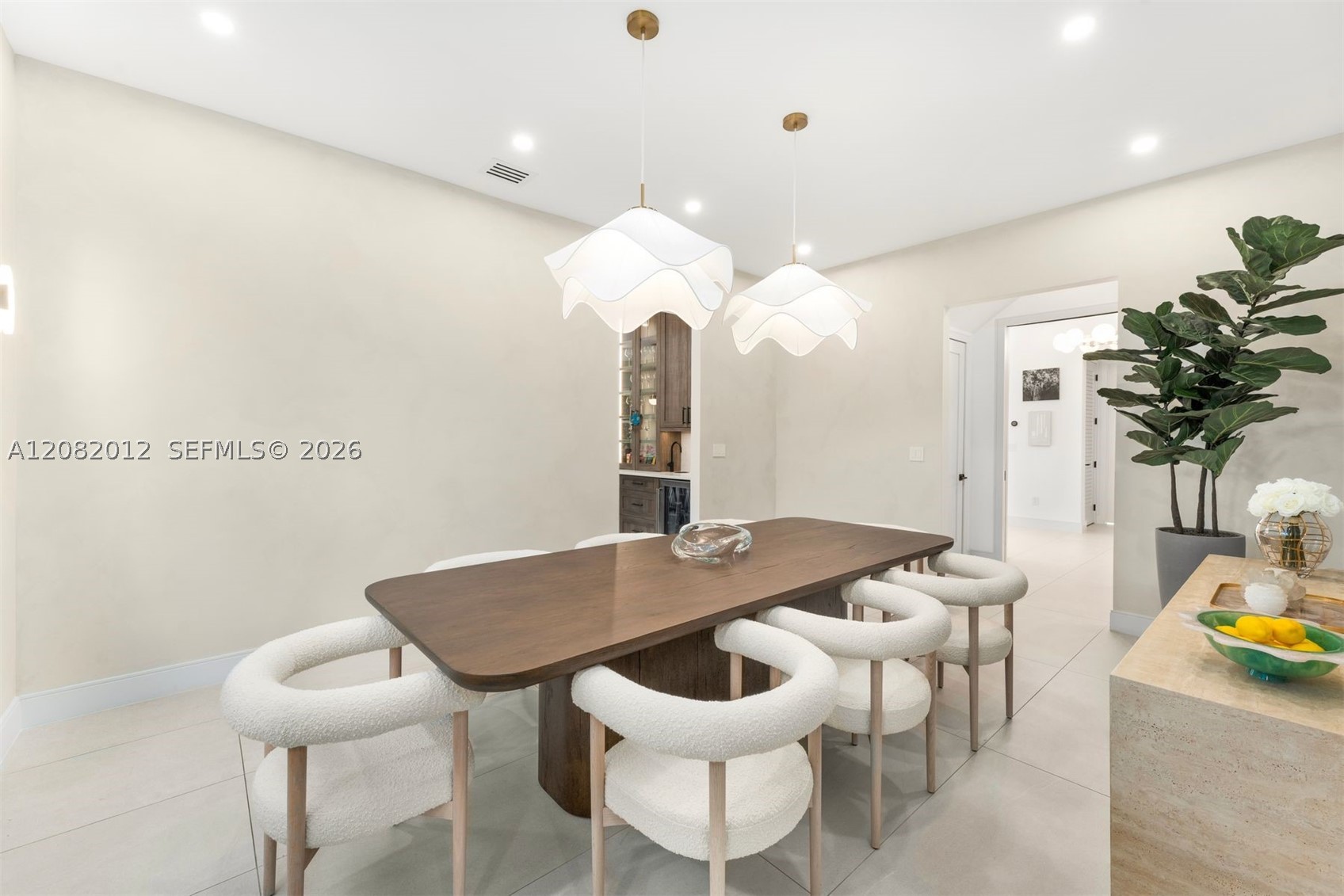 2181 N Bay Rd Miami Beach, FL 33140