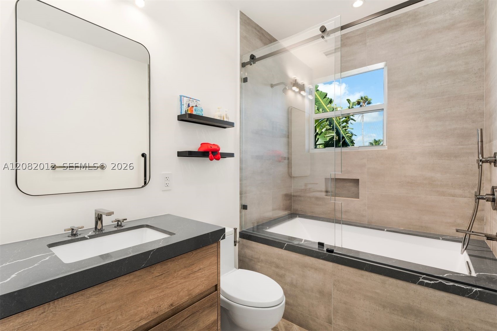 2181 N Bay Rd Miami Beach, FL 33140