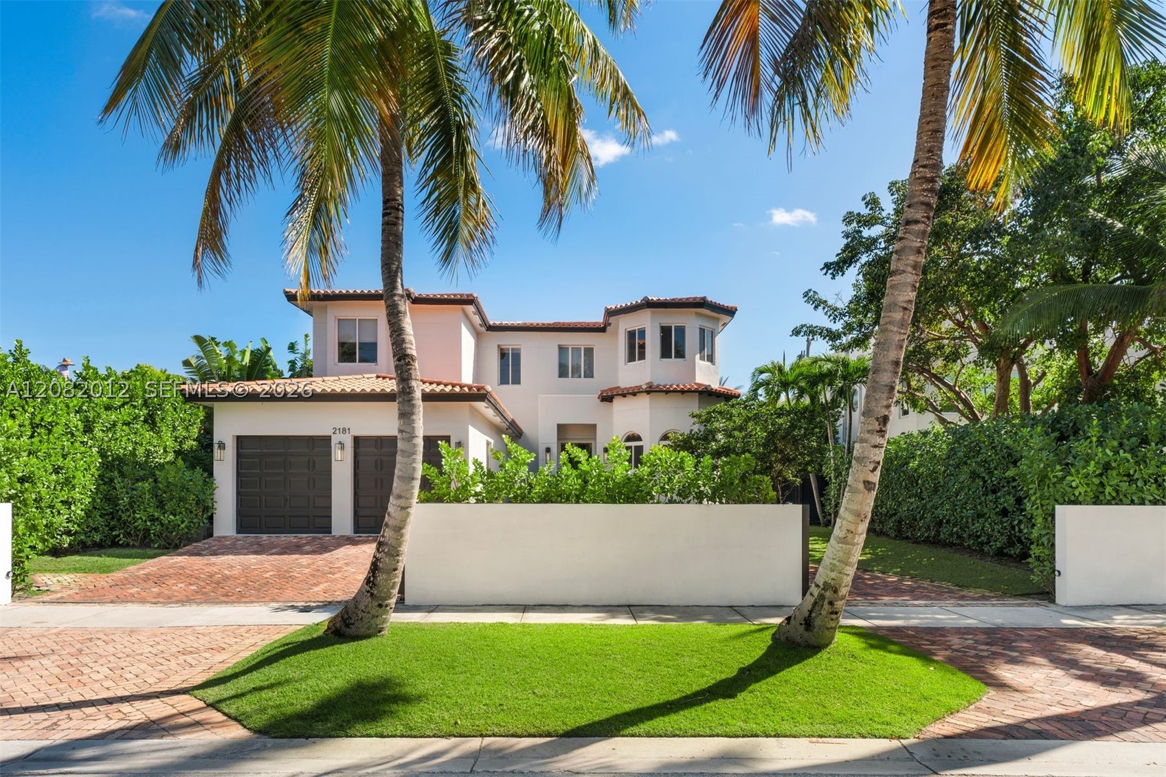 2181 N Bay Rd Miami Beach, FL 33140