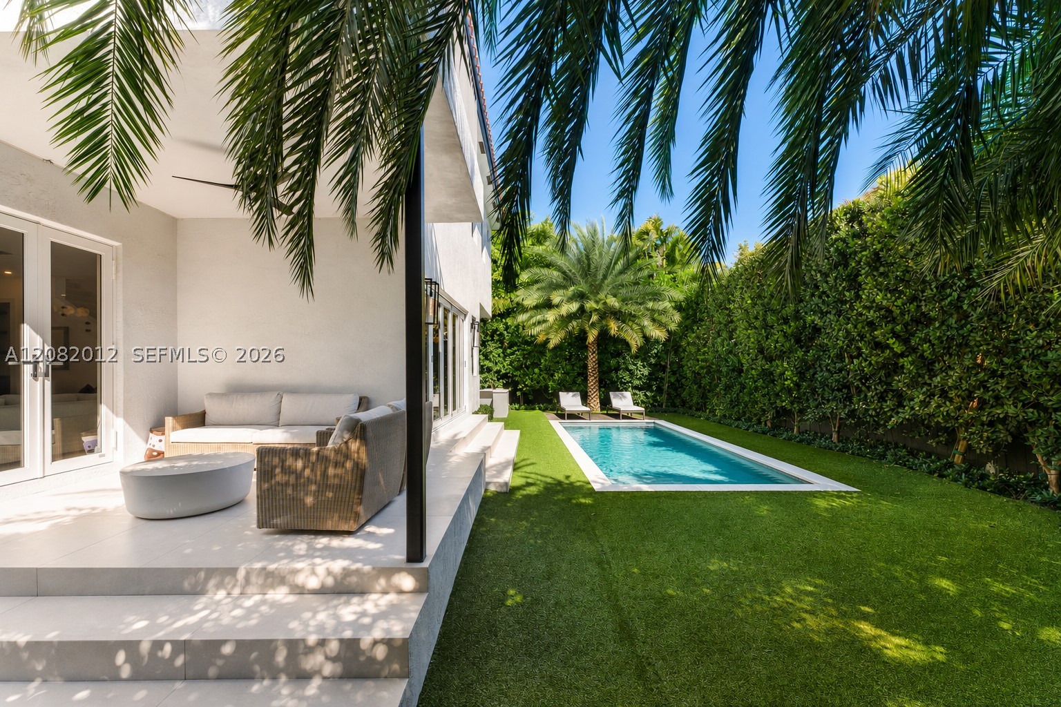 2181 N Bay Rd Miami Beach, FL 33140