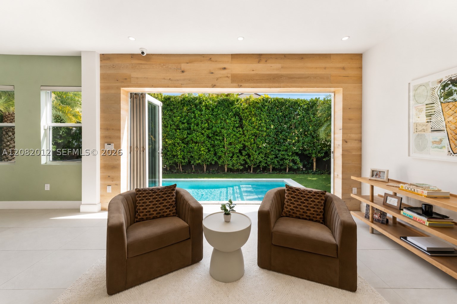 2181 N Bay Rd Miami Beach, FL 33140