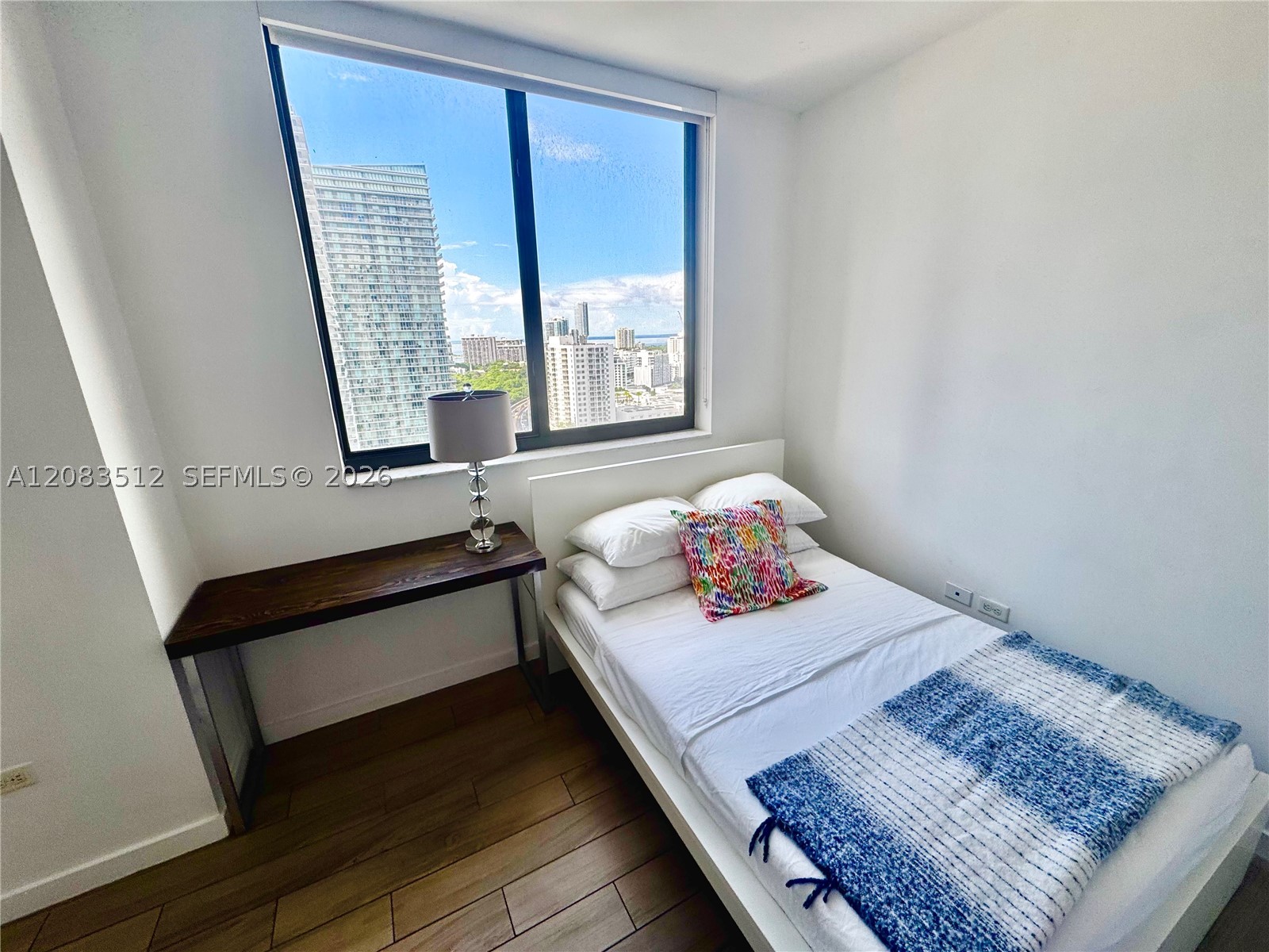image Nine at Mary Brickell Village15