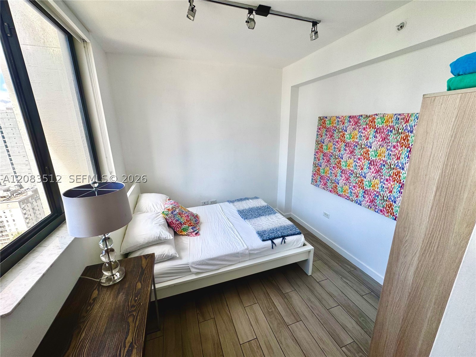 image Nine at Mary Brickell Village17