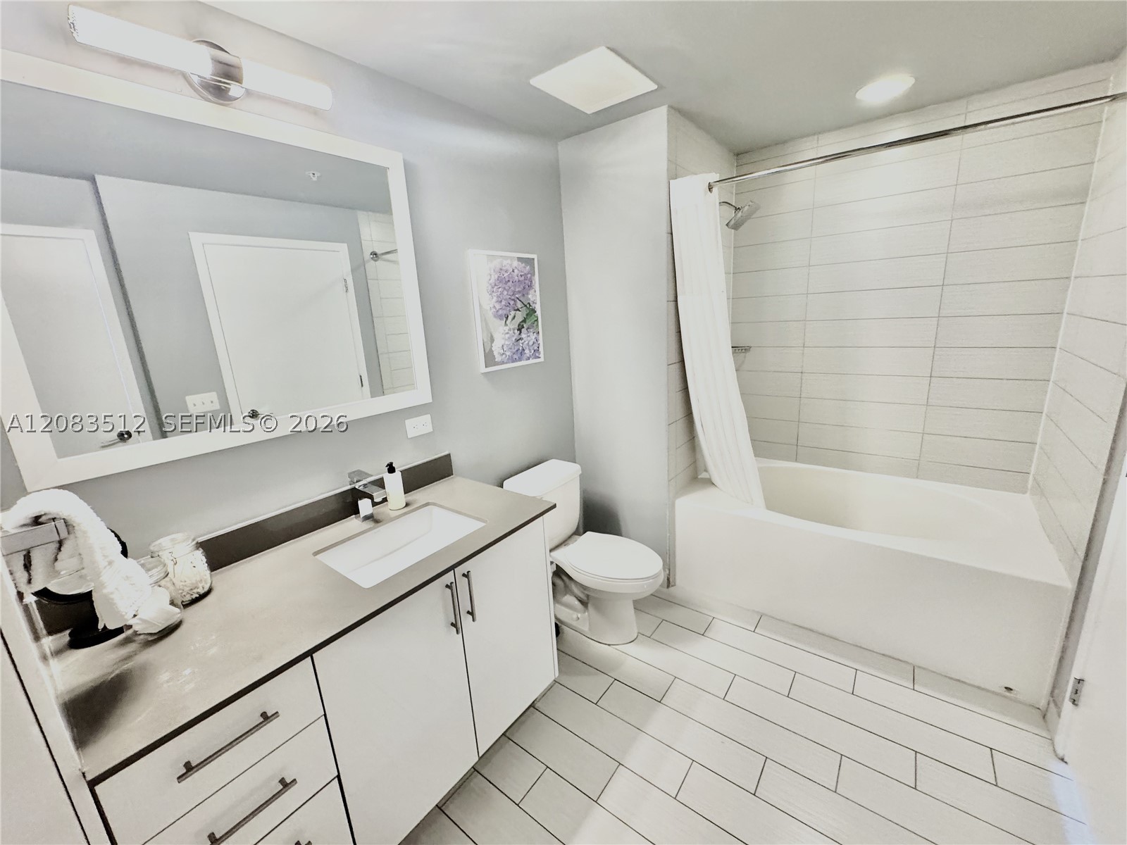 image Nine at Mary Brickell Village21