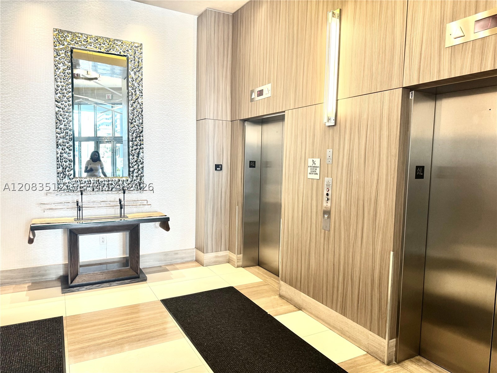 image Nine at Mary Brickell Village26