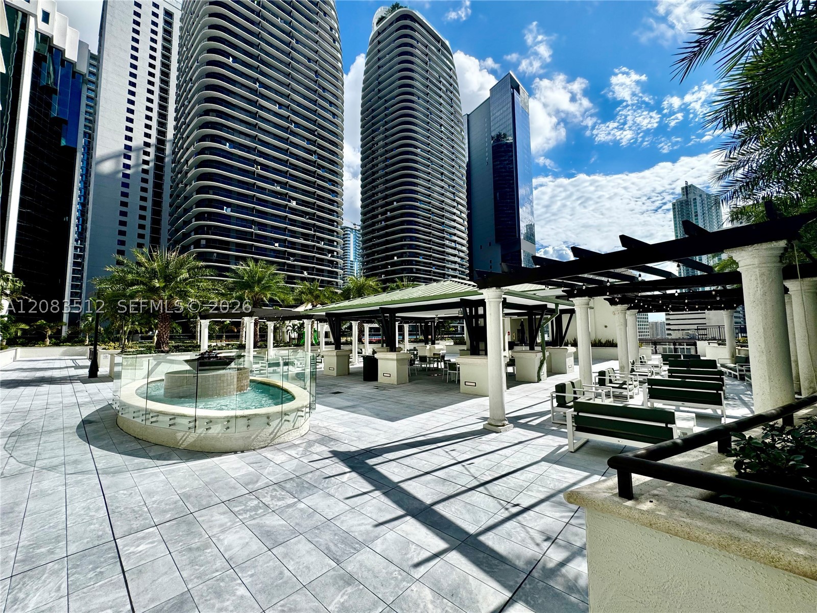 image Nine at Mary Brickell Village32