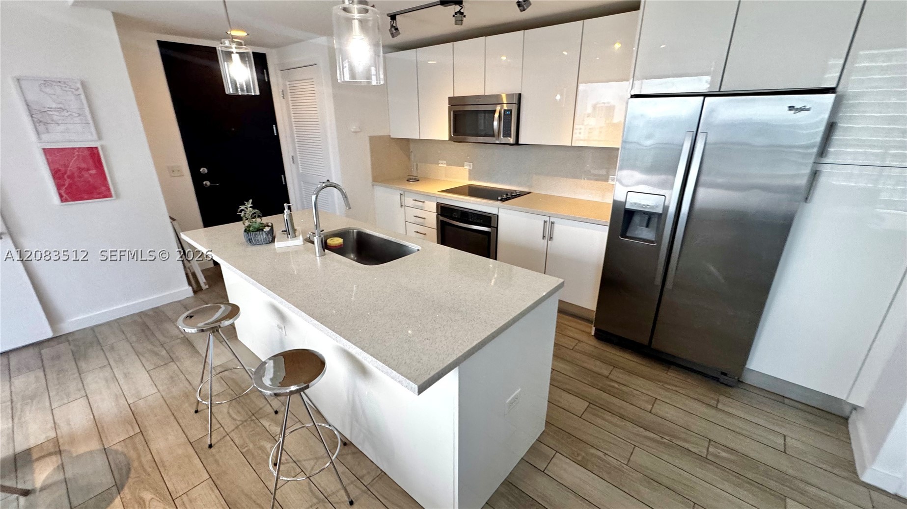 image Nine at Mary Brickell Village6