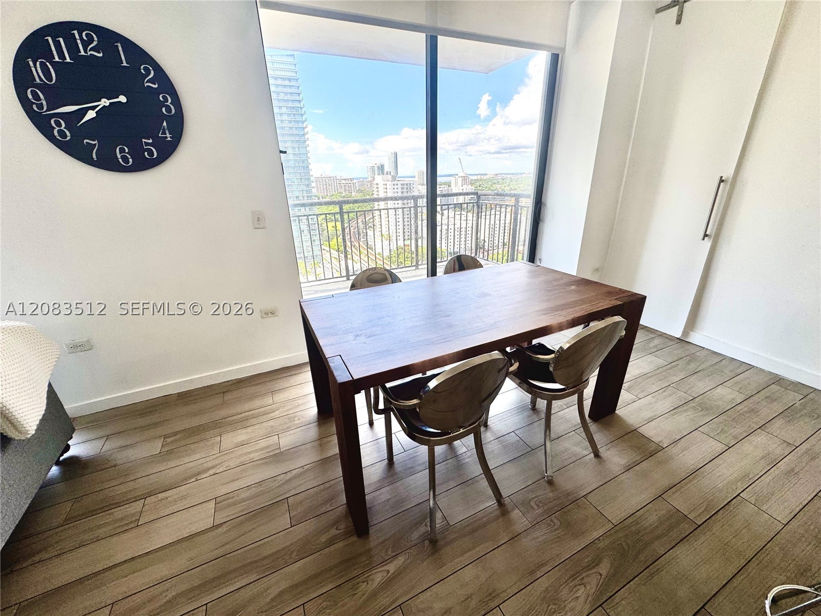image Nine at Mary Brickell Village7