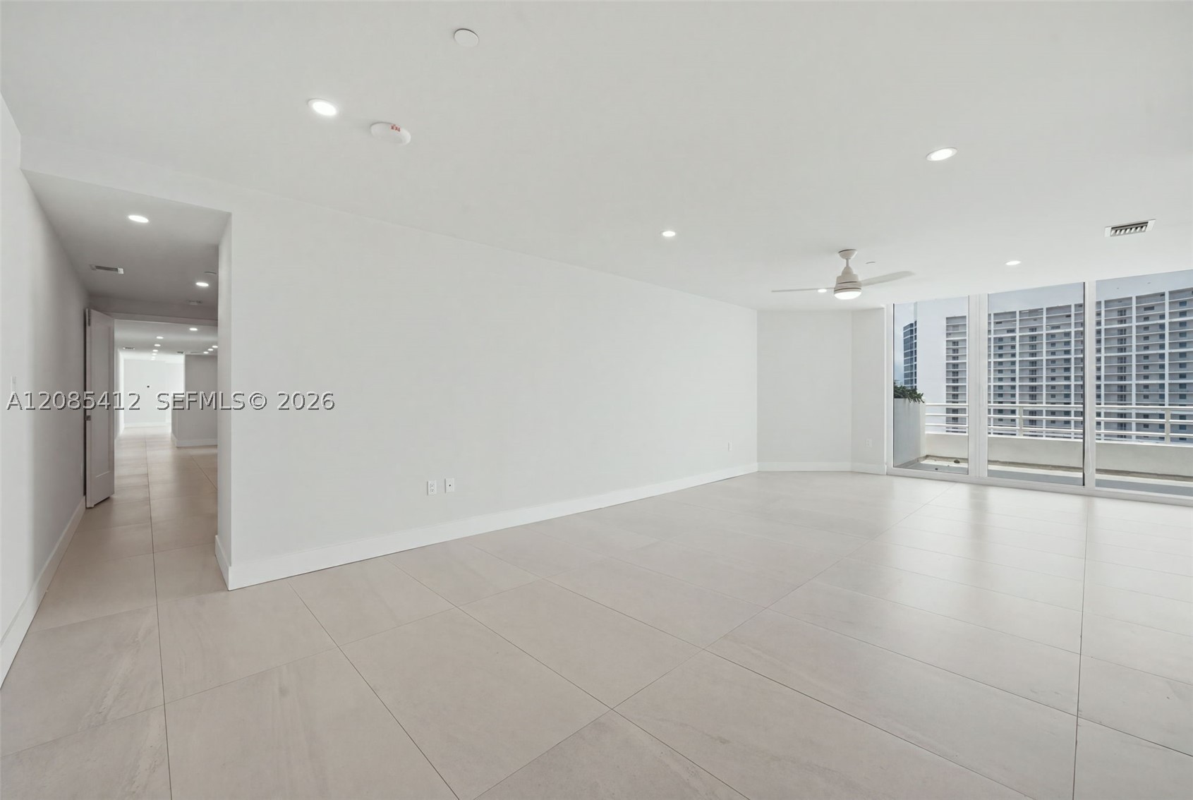 555 NE 34th St #PH4 Miami, FL 33137