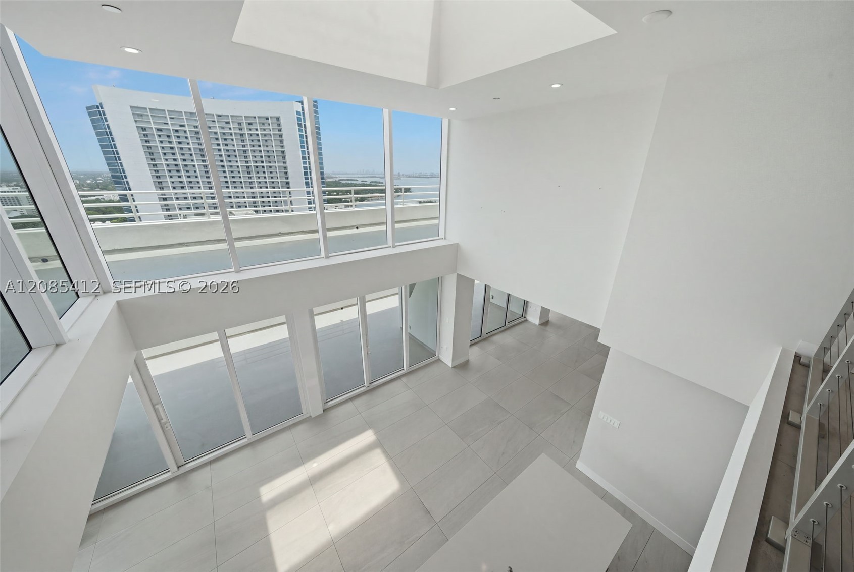555 NE 34th St #PH4 Miami, FL 33137