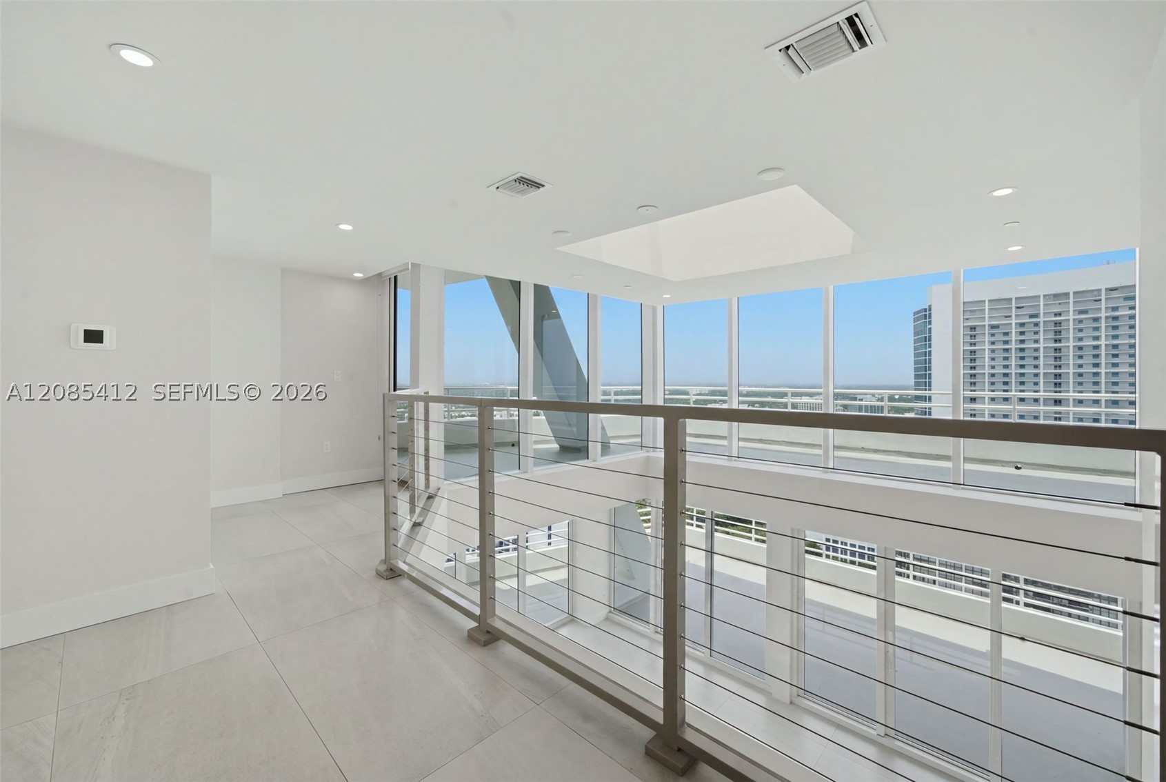 555 NE 34th St #PH4 Miami, FL 33137