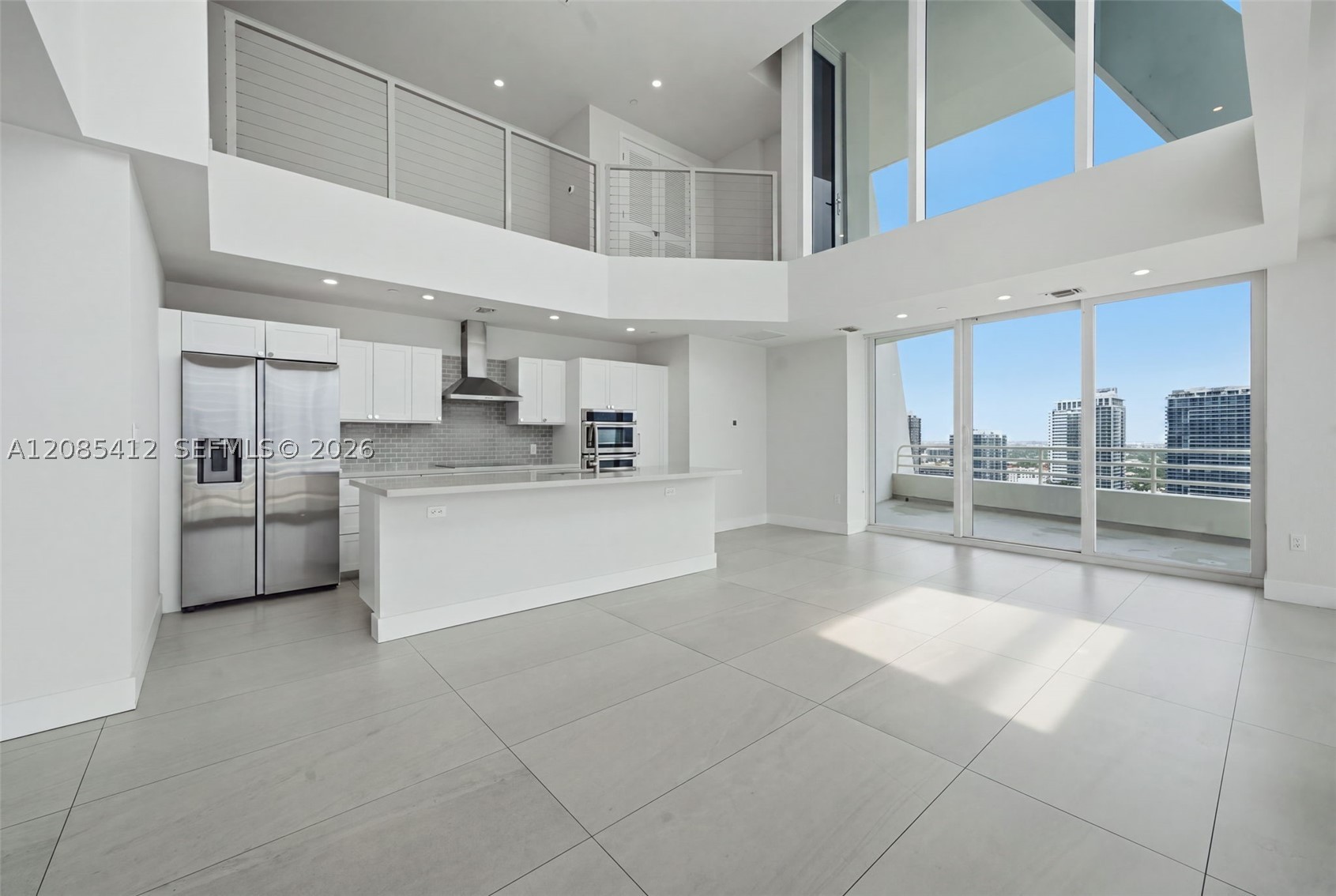555 NE 34th St #PH4 Miami, FL 33137