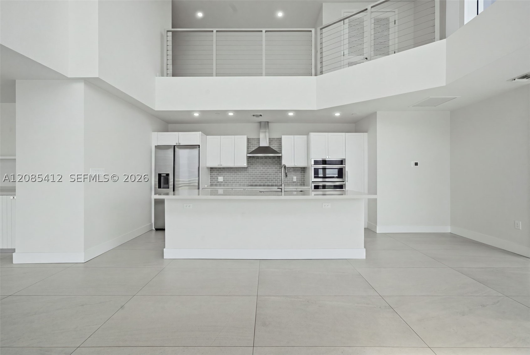 555 NE 34th St #PH4 Miami, FL 33137