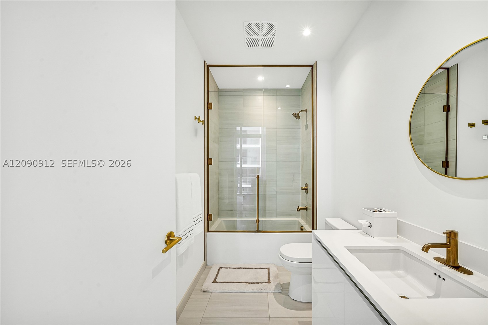 2655 S Bayshore Dr #706 Miami, FL 33133