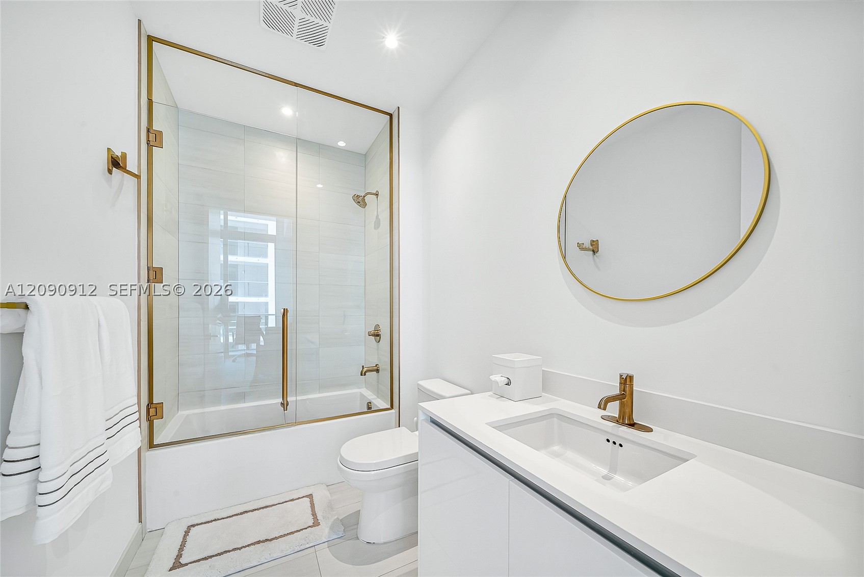 2655 S Bayshore Dr #706 Miami, FL 33133