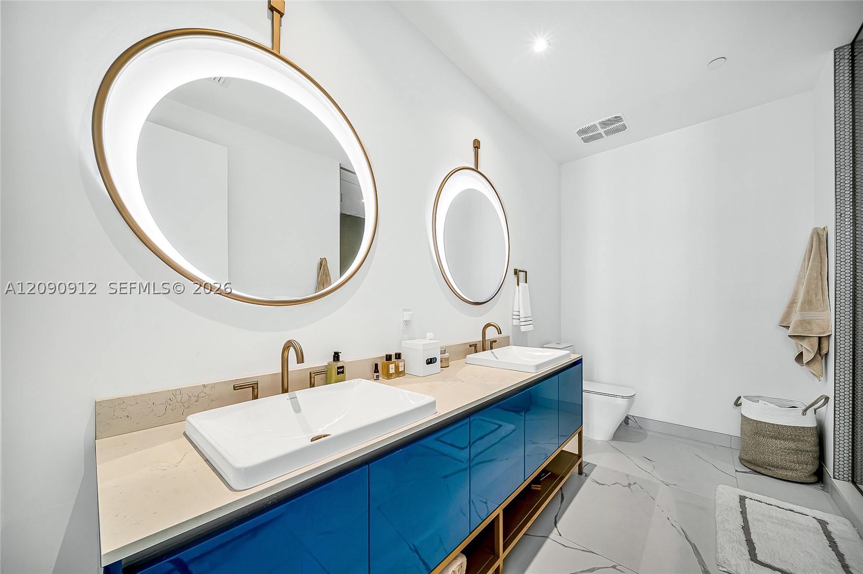 2655 S Bayshore Dr #706 Miami, FL 33133