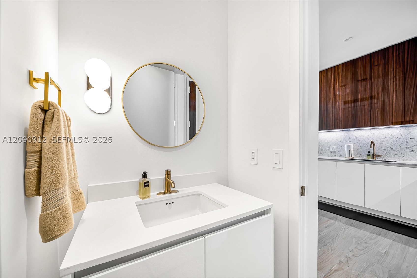 2655 S Bayshore Dr #706 Miami, FL 33133