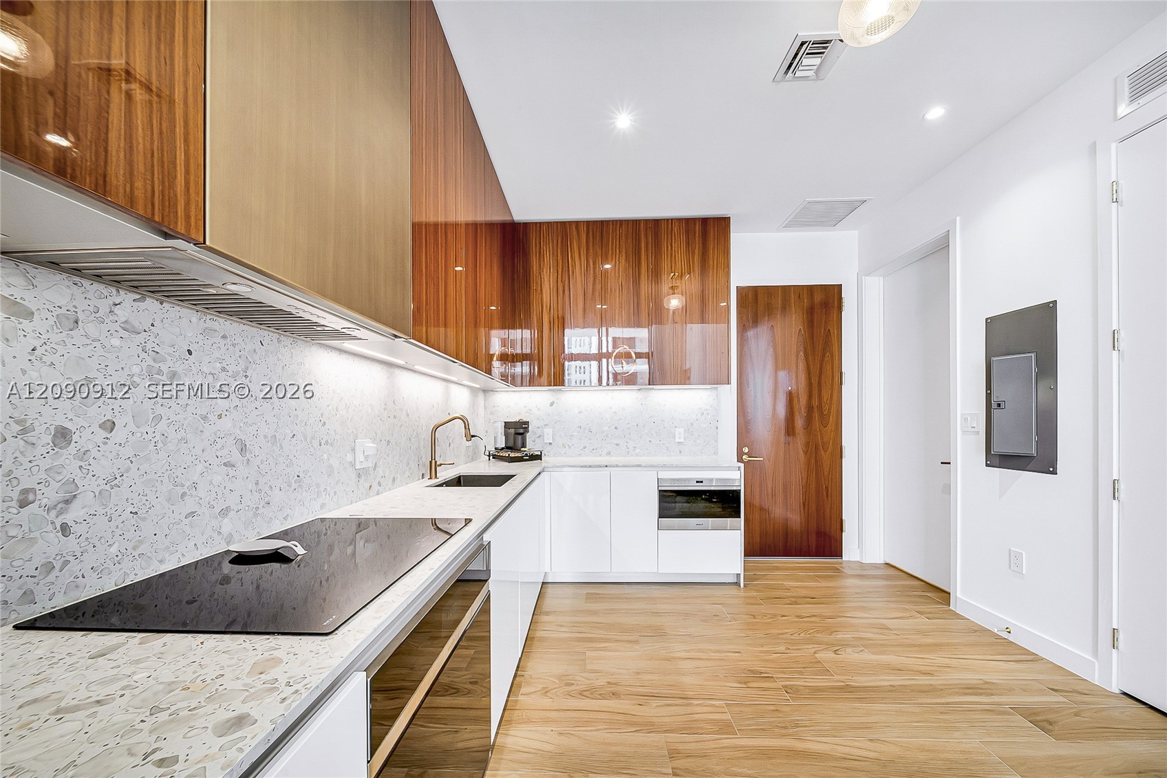2655 S Bayshore Dr #706 Miami, FL 33133