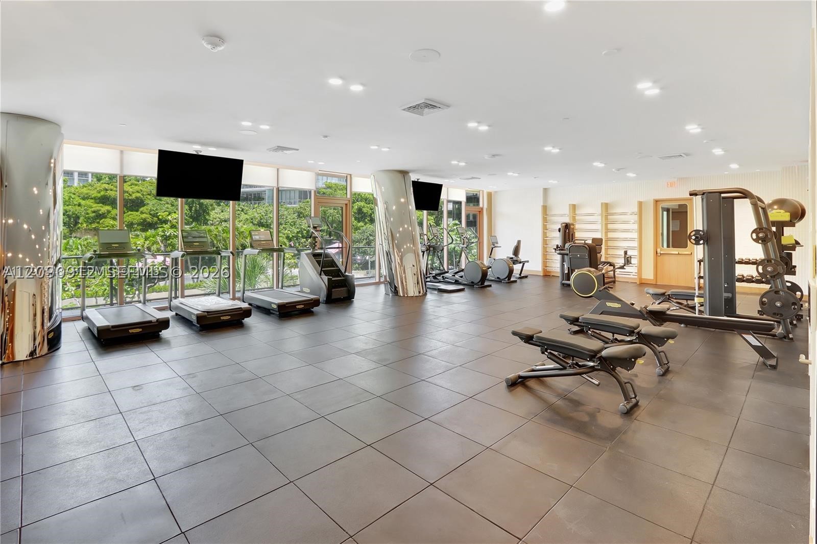 2655 S Bayshore Dr #706 Miami, FL 33133