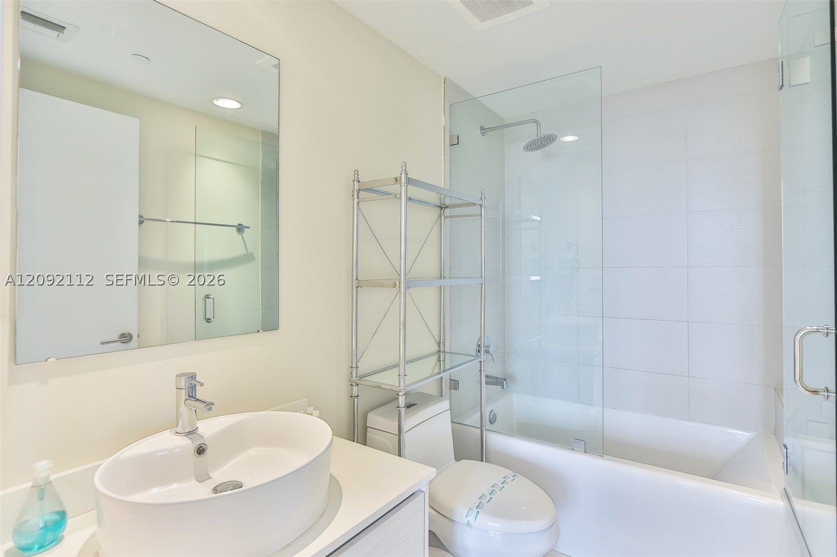 image Beachwalk Condominium28