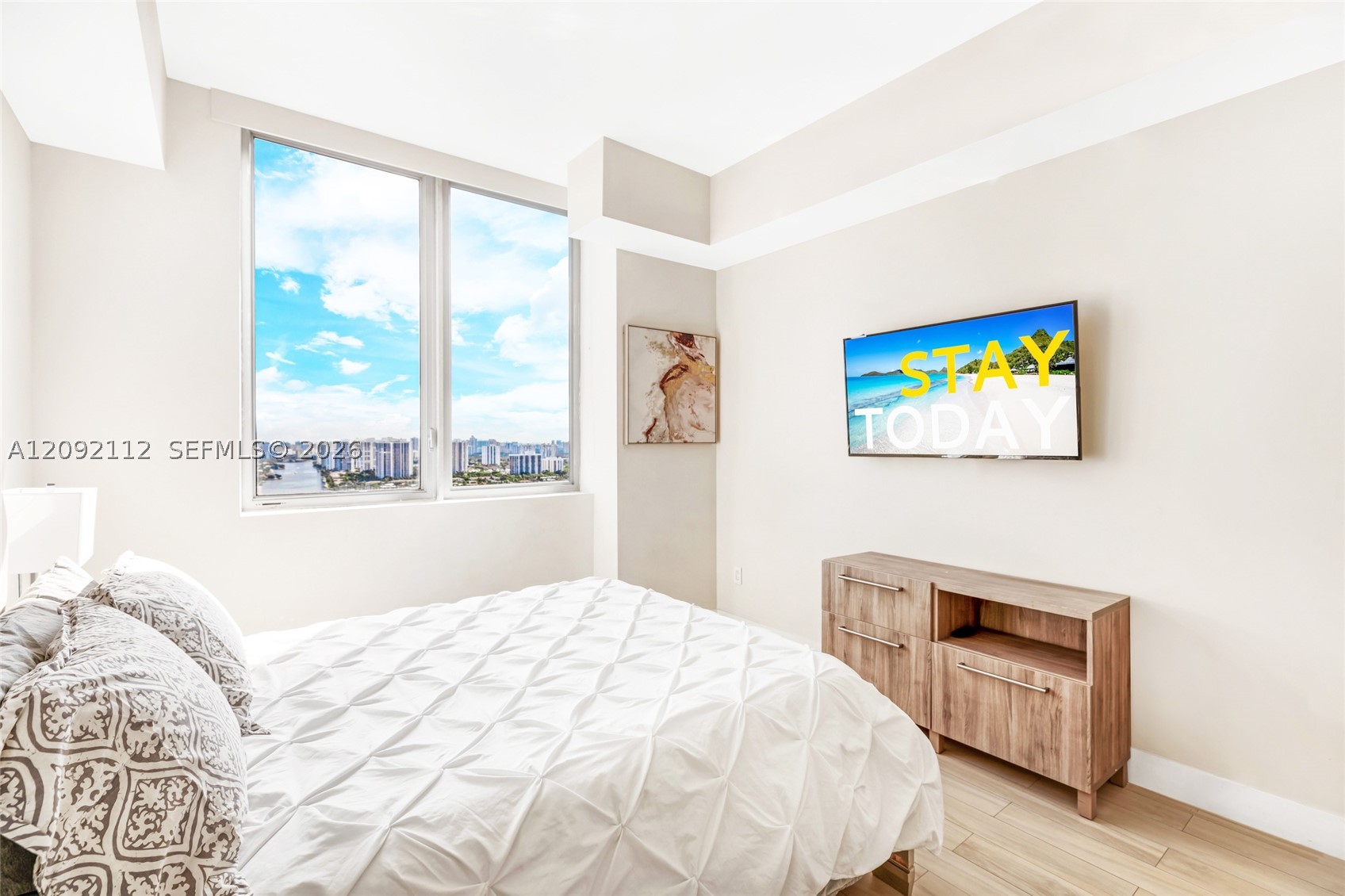 image Beachwalk Condominium30